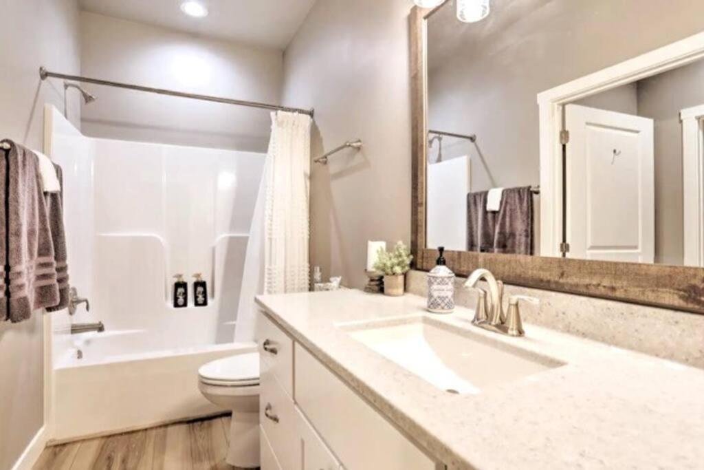 New! Cozy & Modern Spearfish Home Near Downtown! Esterno foto
